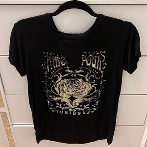 Women’s graphic tee